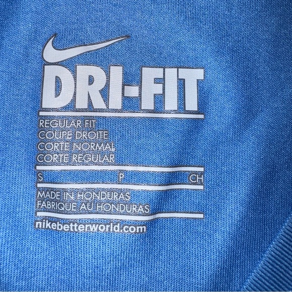 Nike Women’s Blue V Neck Dri-Fit Short Sleeve Regular Fit Size Small - Picture 3 of 4